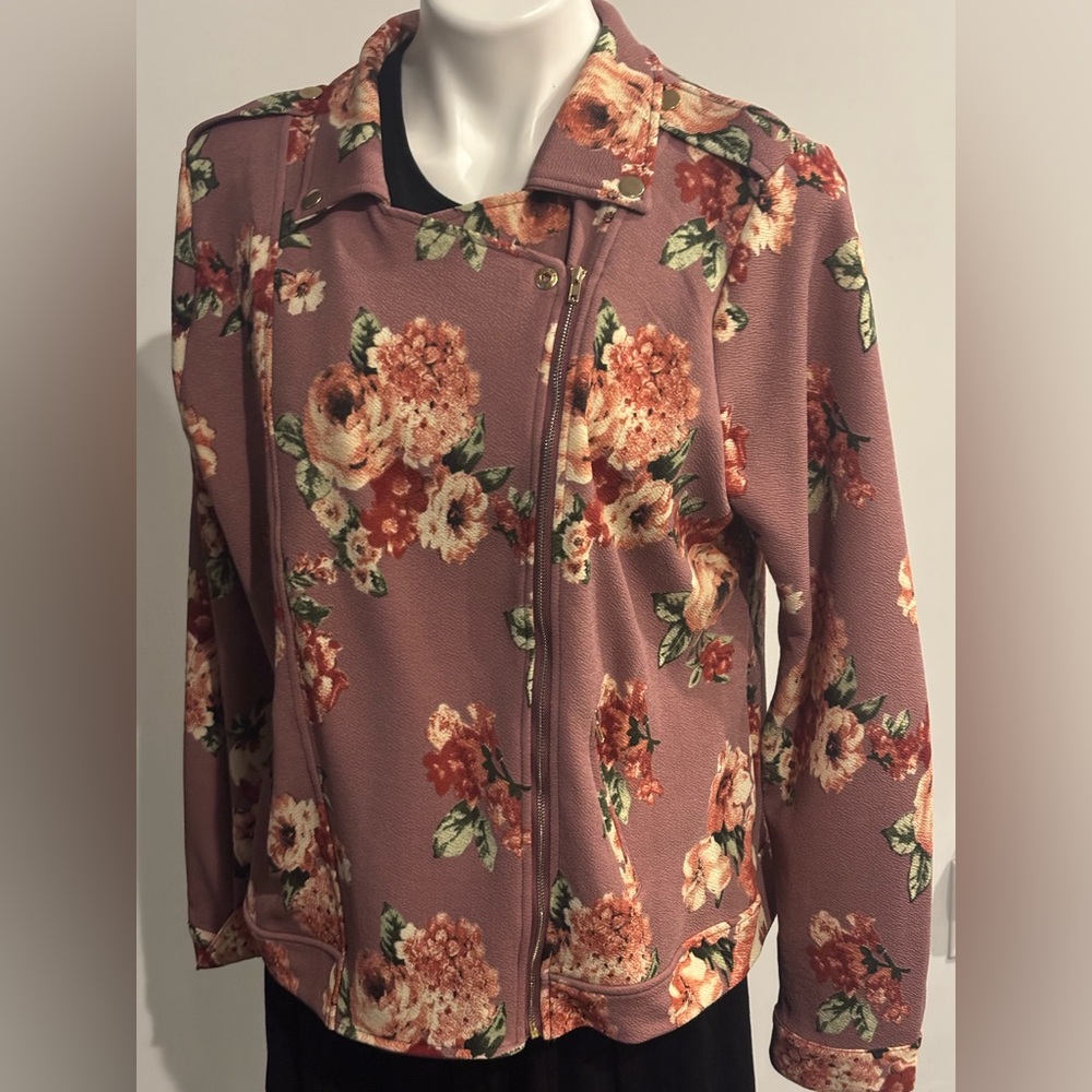 Blu Pepper Floral Blazer Moto Jacket in Pink and Cream - Picture 3 of 10
